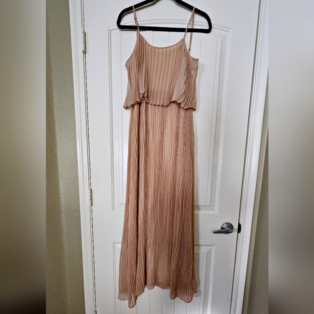 Gianni Bini Pleated Maxi Dress